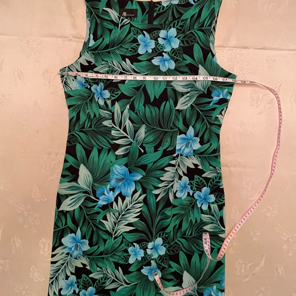 AB Studio - Beautiful, Sleeveless & Tropical Floral Dress - Picture 5 of 7